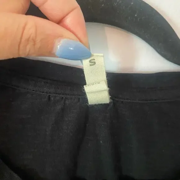 Anthropologie Black Floral Embroidered Tee - Picture 3 of 8